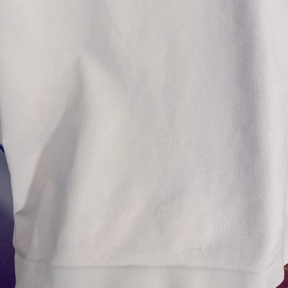Under Armour White Fitted Top HeatGear Size‎ Large